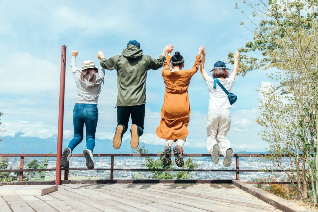 【年間休日120日で無理なく働ける】